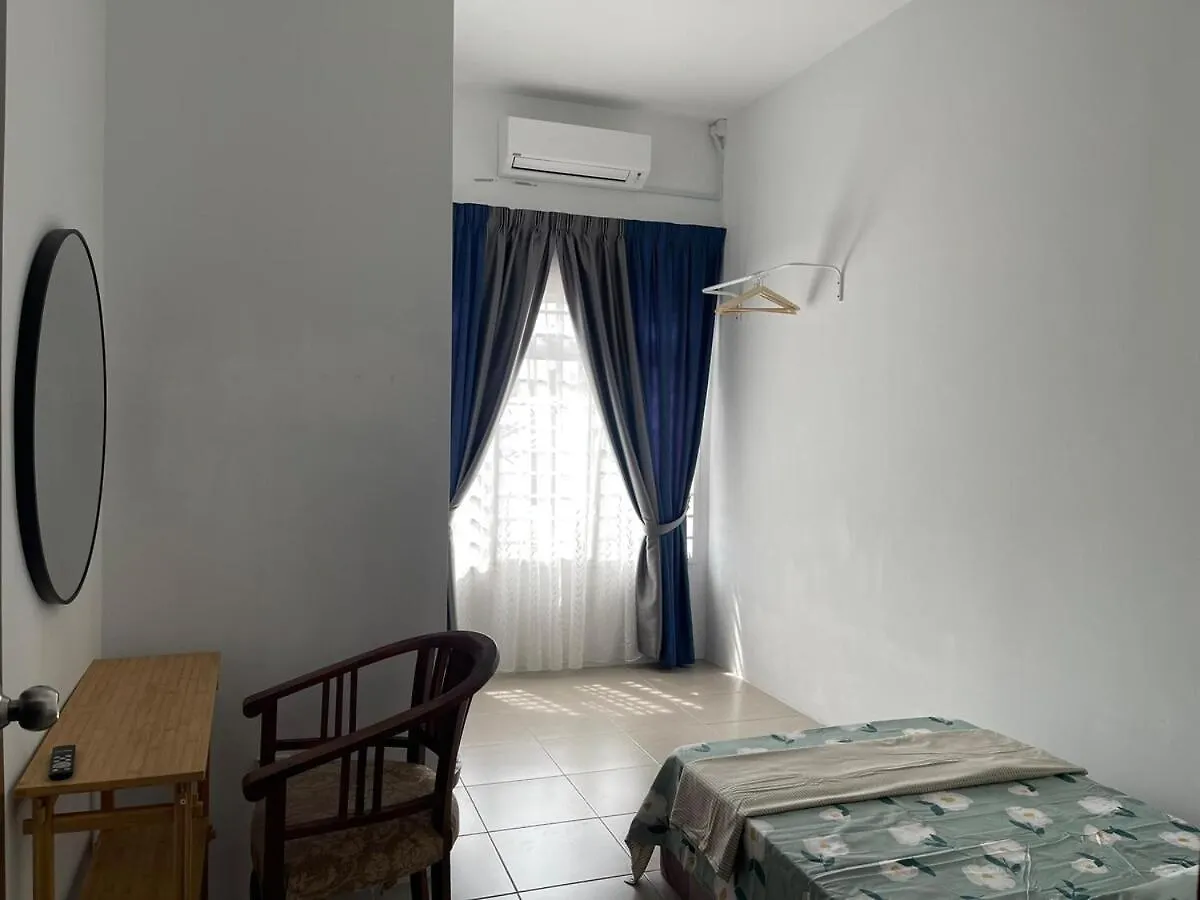 Holiday home Lestarihome2, Klia Sepang